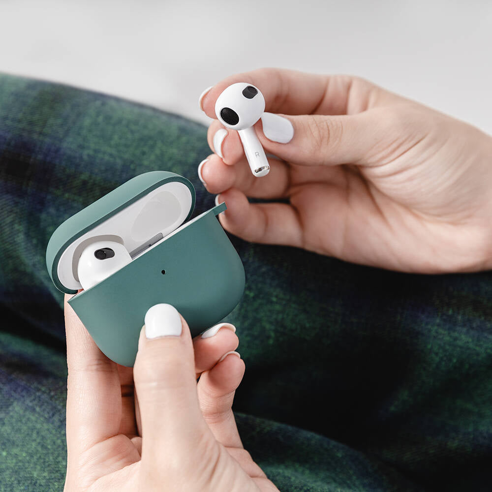 Airpods 3. Nesil Kılıf Yumuşak Dokunuşlu Likit Silikon Tasarımlı Lisanslı Switcheasy Skin Kılıf Pembe