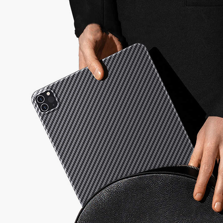 iPad Pro 11 2022 M2 Kılıf Benks Essential Kevlar Karbon Fiber Kılıf Siyah