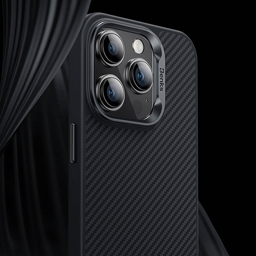 iPhone 14 Pro Kılıf Karbon Fiber Magsafe Şarj Özellikli Benks Hybrid ArmorPro 600D Kevlar Kılıf Siyah