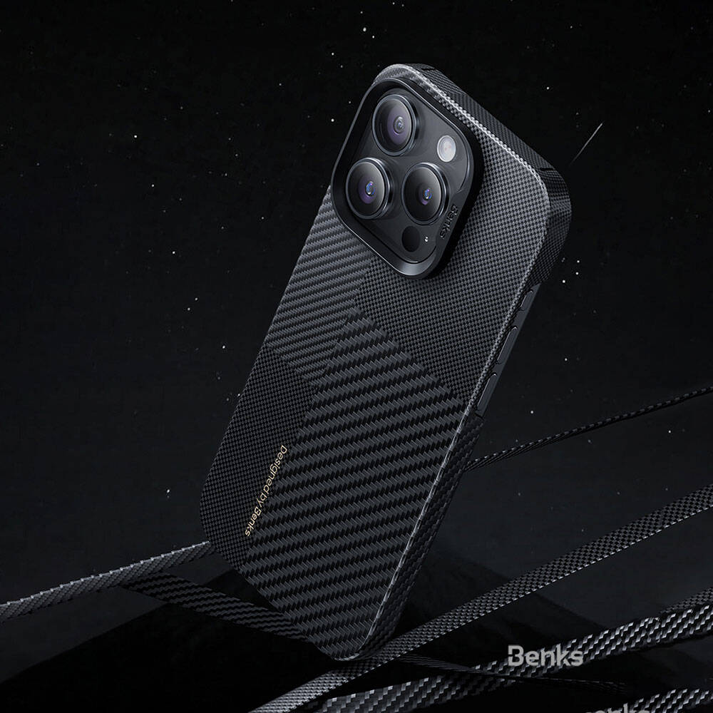 iPhone 14 Pro Max Kılıf Magsafe Şarj Özellikli Karbon Fiber Benks Montage ArmorAir Kevlar Kılıf Siyah