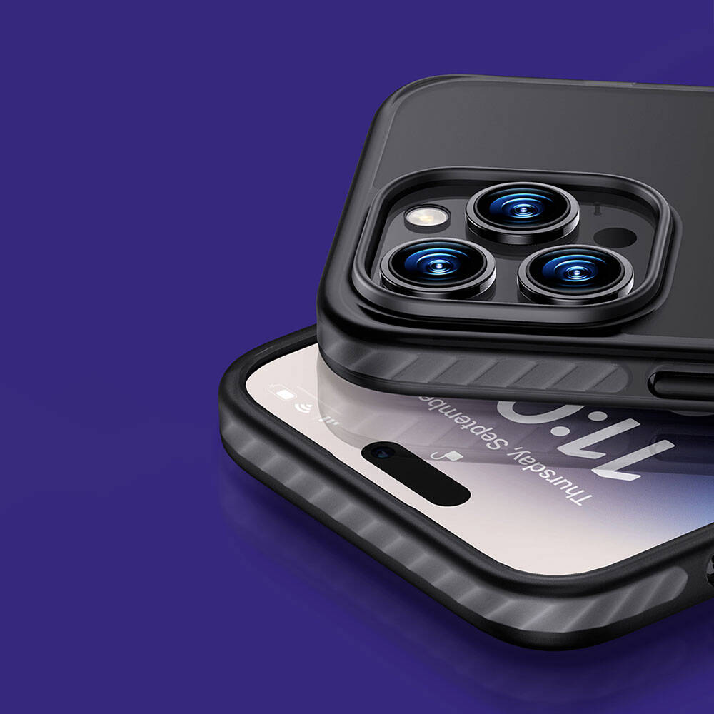 iPhone 14 Pro Max Kılıf Magsafe Şarj Özellikli Mat Arka Yüzey Benks Drop Resistance Kılıf Beyaz