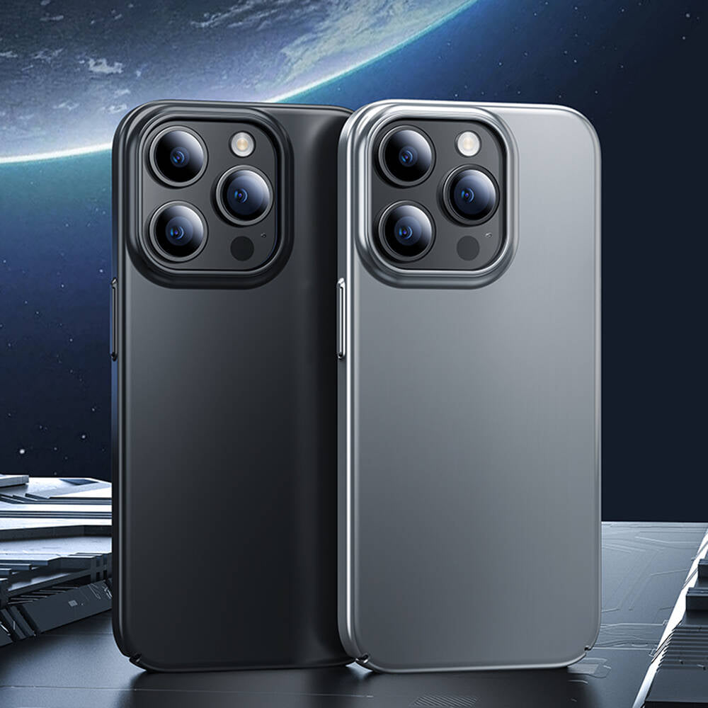 iPhone 15 Pro Kılıf Benks Ultra İnce PC Kılıf Gri