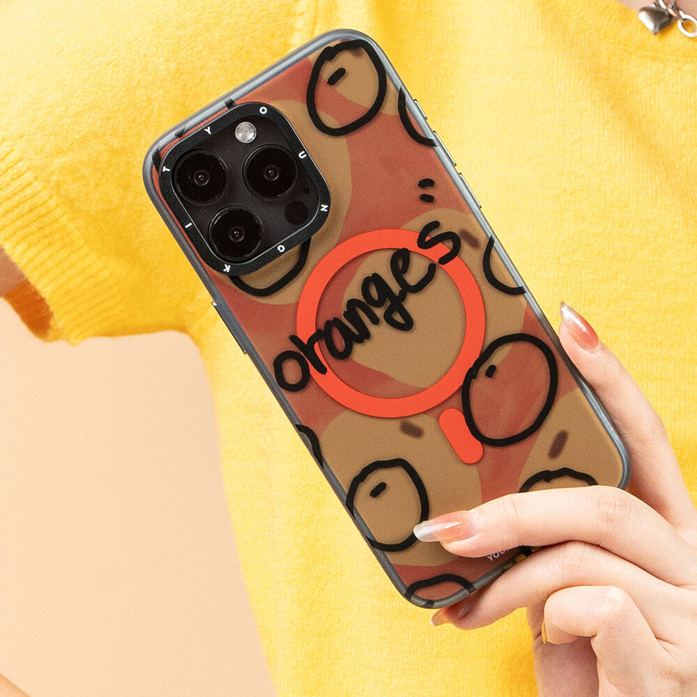 iPhone 15 Pro Kılıf Magsafe Şarj Özellikli Bee Brown Tasarımlı Youngkit Funny Serisi Kılıf Turuncu