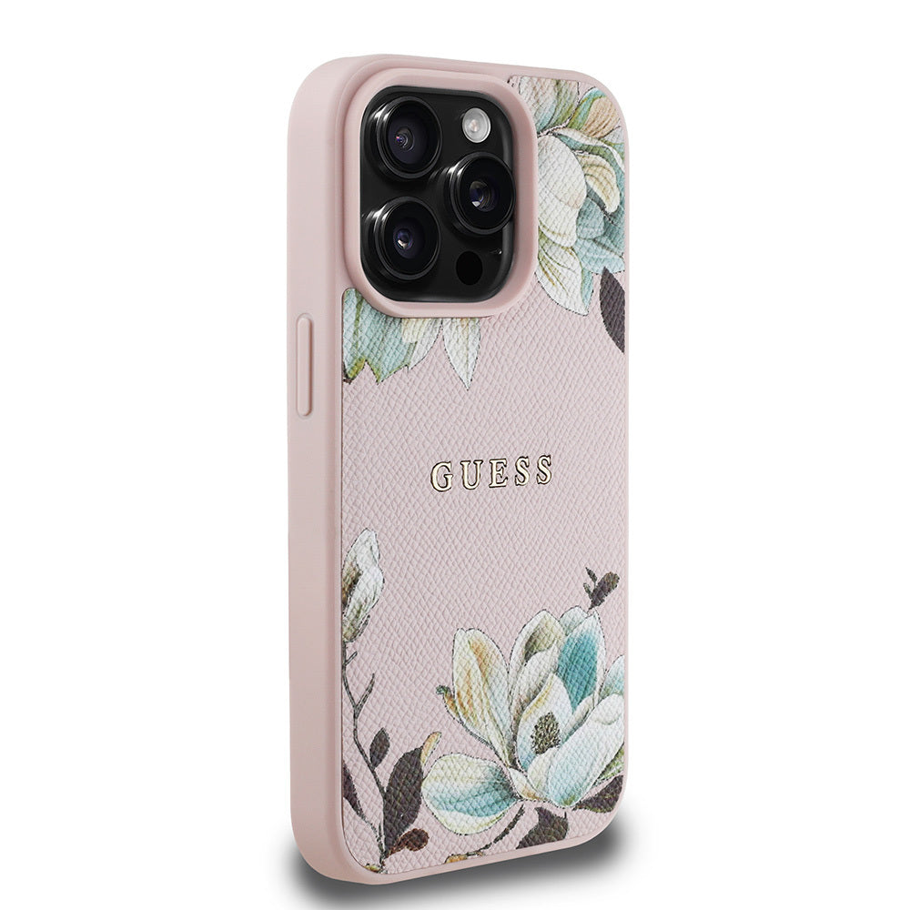 Apple iPhone 15 Pro Max Kılıf Guess Orjinal Lisanslı M-safe Şarj Özellikli Taneli Çiçek Tasarımlı Metal Yazı Logolu Kapak Pembe