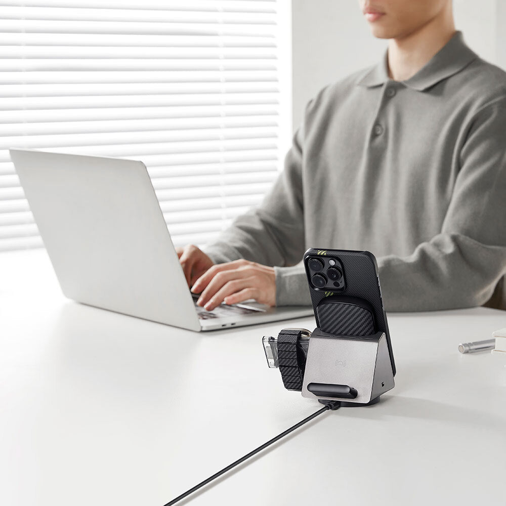 iPhone 15 Pro Max Kılıf Magsafe Şarj Özellikli Aramid Fiber Pitaka Tactile Woven Break The Line Kılıf Siyah