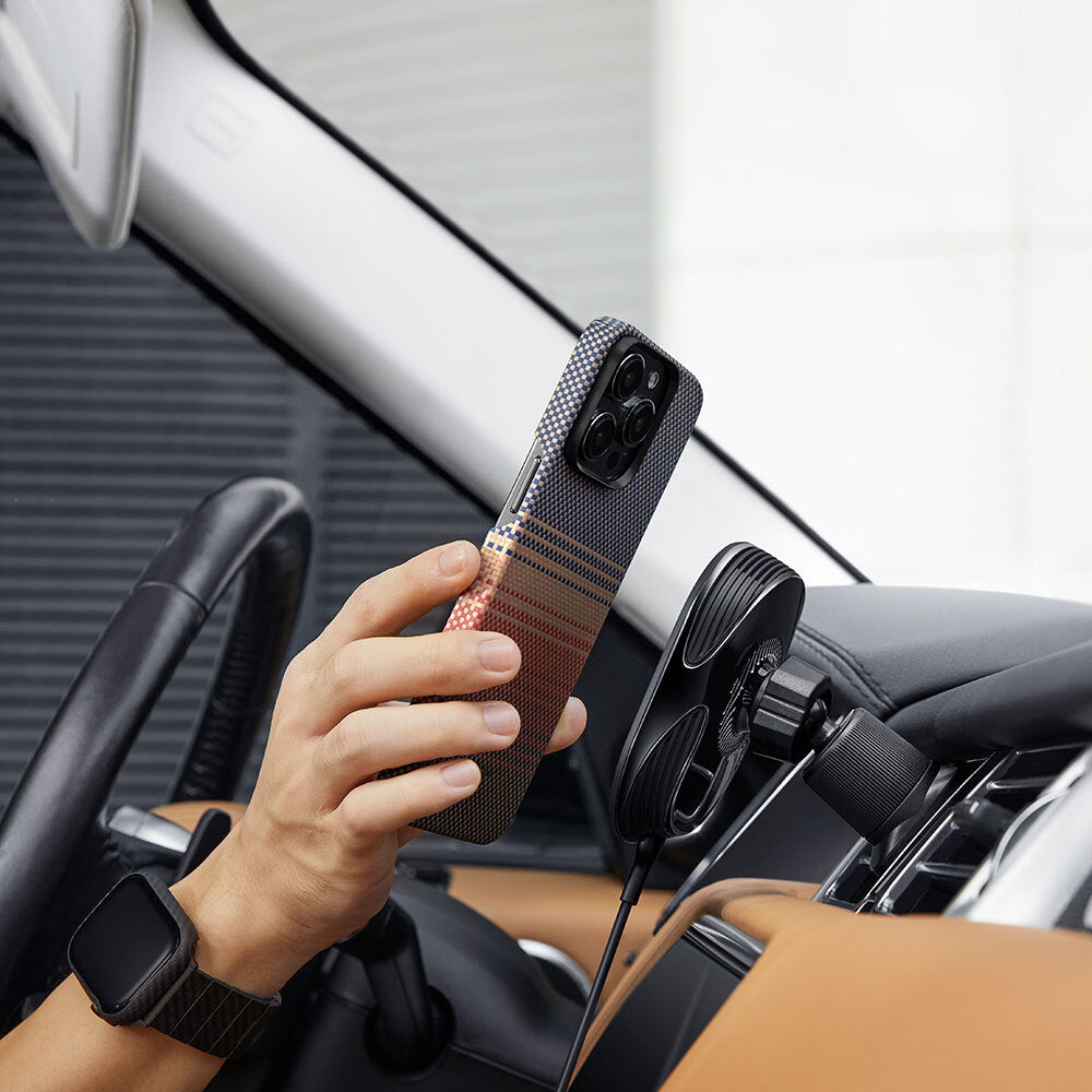 iPhone 15 Pro Max Kılıf Magsafe Şarj Özellikli Aramid Fiber Pitaka Tactile Woven Sunset-Moonrise Serisi Sunset Kılıf Kahverengi