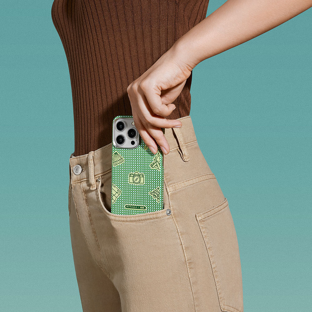 iPhone 15 Pro Max Kılıf Magsafe Şarj Özellikli Awa Tasarımlı 1500D Aramid Fiber Pitaka Ultra-Slim Classic Serisi Forest Kılıf Yeşil