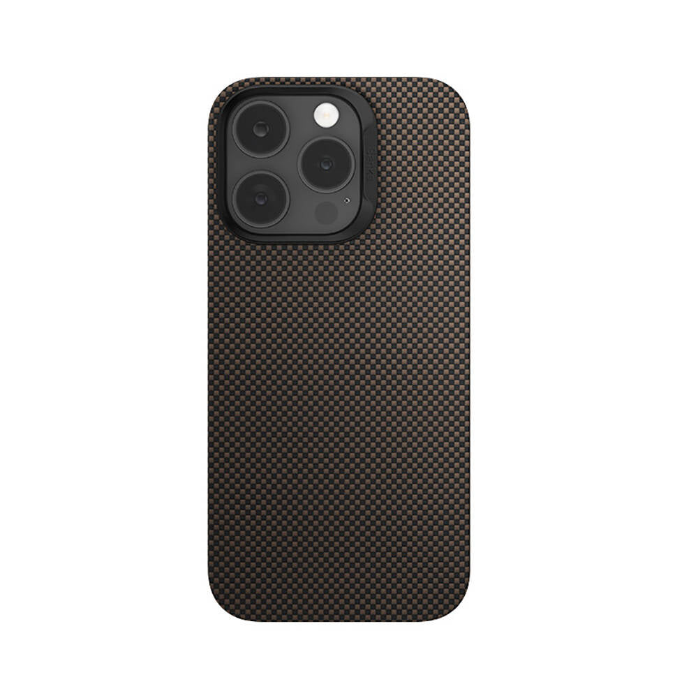 Apple iPhone 15 Pro Max Kılıf M-safe Şarj Özellikli Benks ArmorTint Serisi ArmorAir Kevlar Kapak