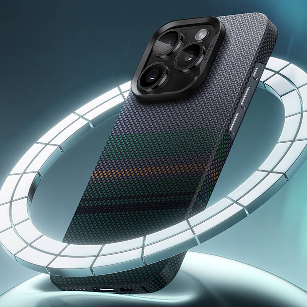 iPhone 15 Pro Max Kılıf Magsafe Şarj Özellikli Karbon Fiber Tasarımlı Benks Aurora ArmorAir Kevlar Kılıf Siyah