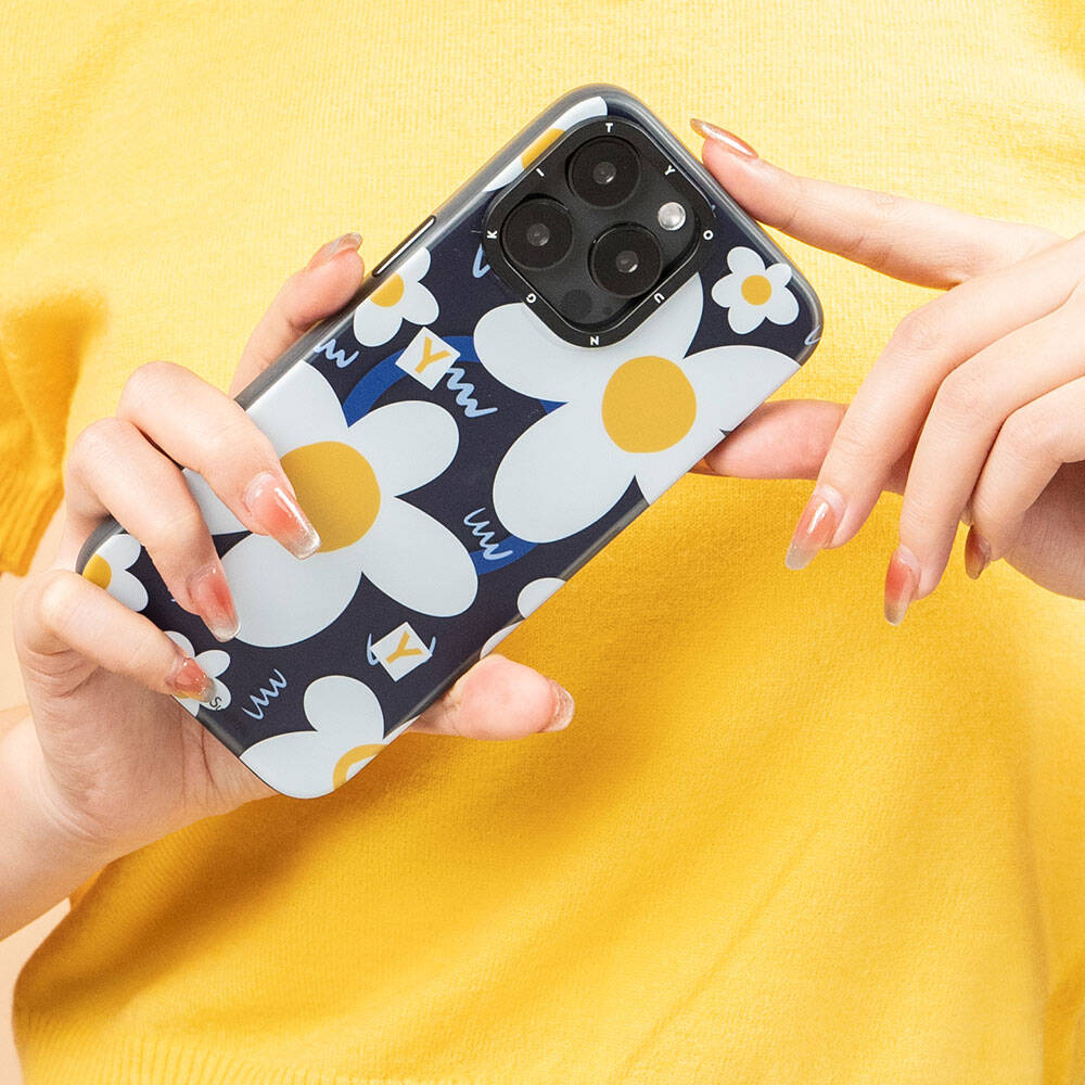 iPhone 15 Pro Max Kılıf Magsafe Şarj Özellikli Sunshine Tasarımlı Youngkit Spring Breeze Serisi Kılıf Beyaz