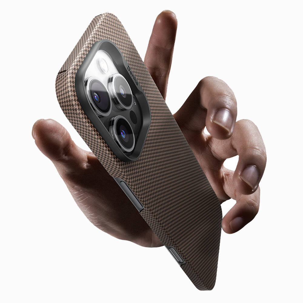 iPhone 16 Plus Kılıf Magsafe Şarj Özellikli Benks ArmorTint Serisi ArmorAir Kevlar Kılıf Gold