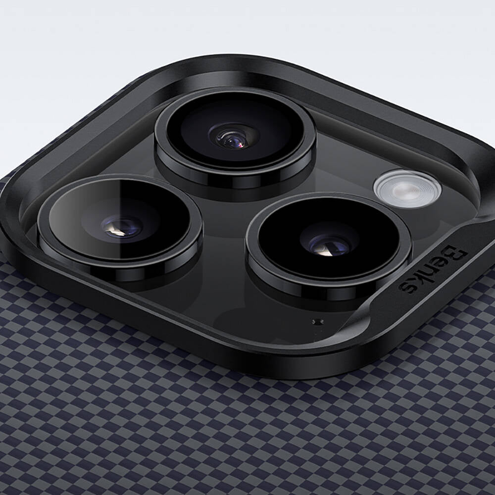 iPhone 16 Pro Kılıf Magsafe Şarj Özellikli Karbon Fiber Tasarımlı Benks Aurora ArmorPro Kevlar Kılıf Siyah