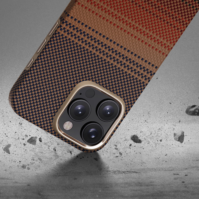 iPhone 16 Pro Max Kılıf Magsafe Şarj Özellikli Aramid Fiber Pitaka Military-Grade Sunset-Moonrise Serisi Sunset Kılıf Kahverengi