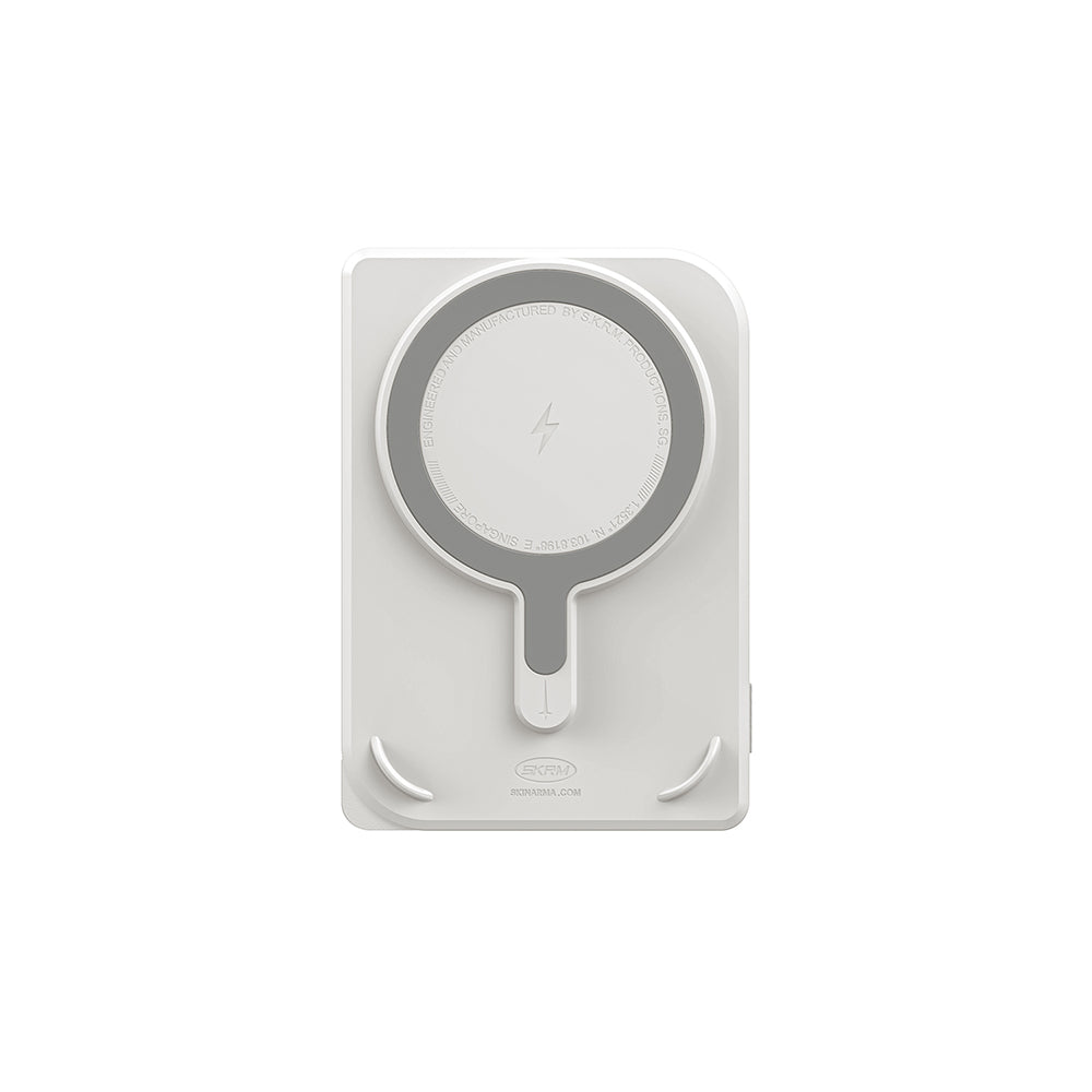 Skinarma Nexus Nova Kablosuz ve PD Hızlı Şarj Özellikli Standlı Taşınabilir Powerbank 20W 5000mAh Siyah