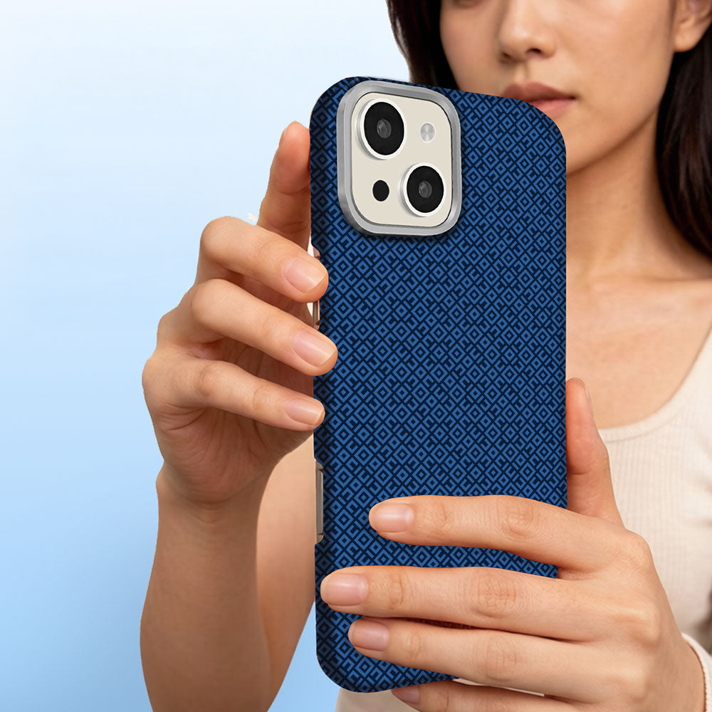 Apple iPhone 13 Kılıf M-Safe Şarj Özellikli Zore Paris Vax Sert PC Kapak