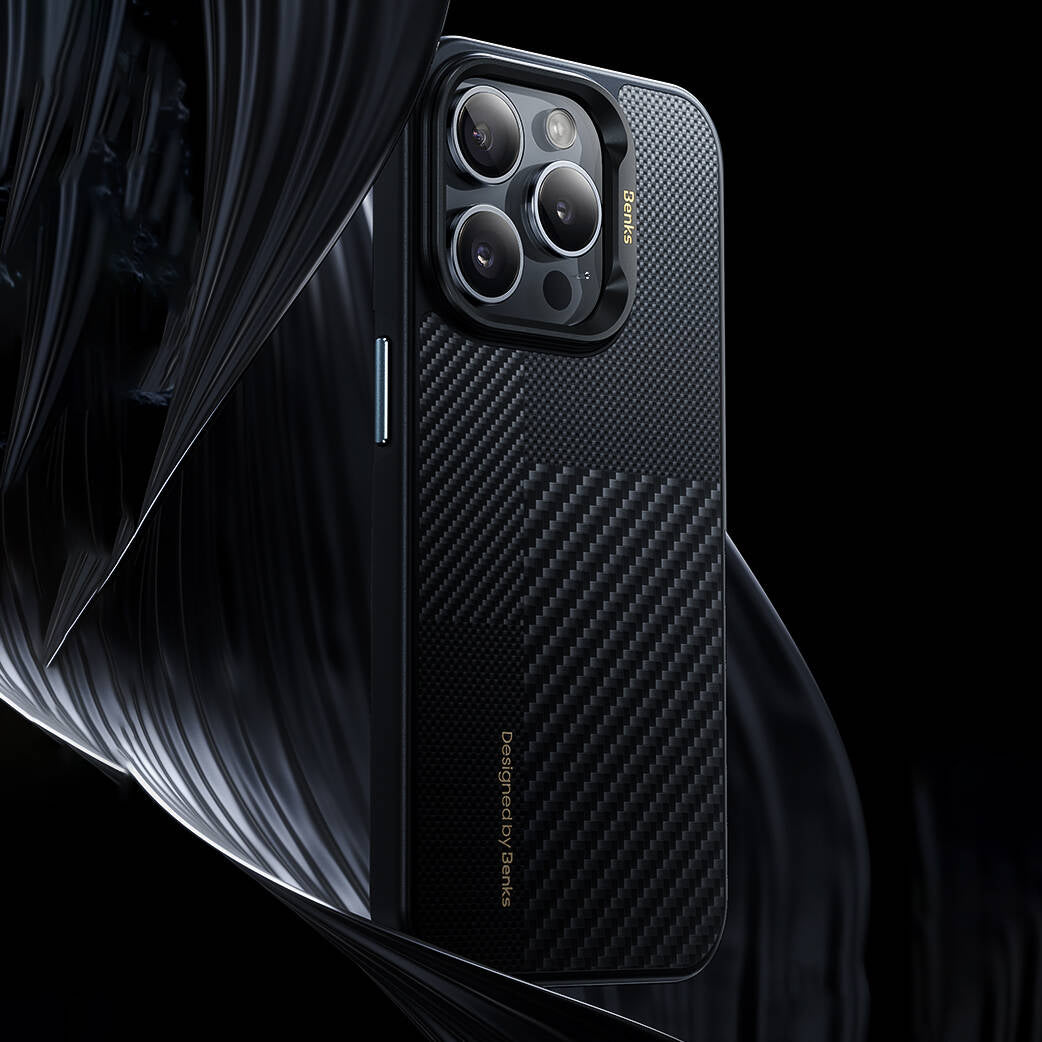 iPhone 14 Pro Max Kılıf Magsafe Şarj Özellikli Karbon Fiber Benks Montage Hybrid ArmorPro Kevlar Kılıf Siyah