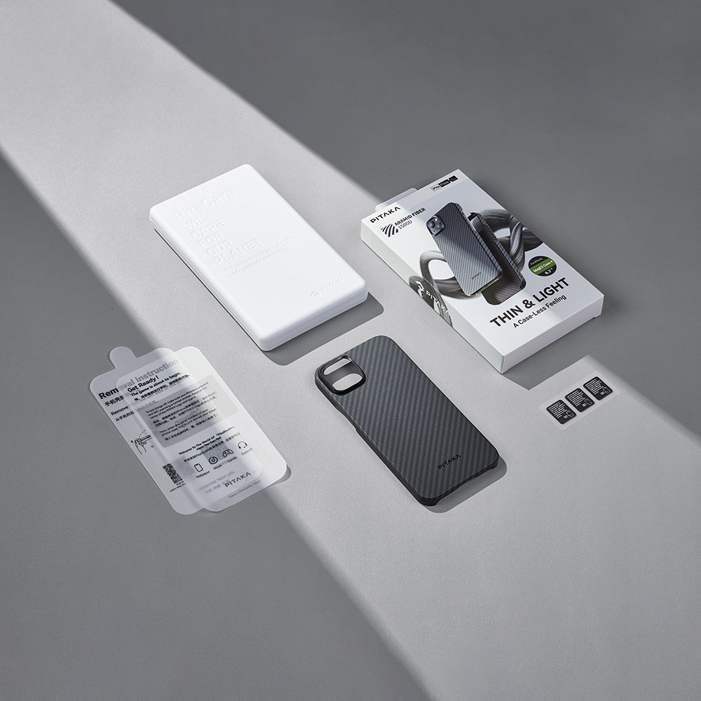 iPhone 15 Plus Kılıf Magsafe Şarj Özellikli 1500D Aramid Fiber Pitaka Ultra-Slim Classic Serisi Black-Grey Twill Kılıf Siyah-Gri