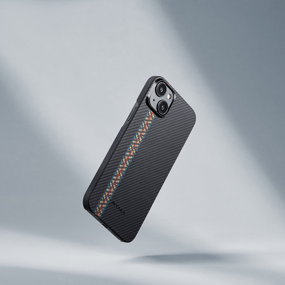 iPhone 15 Plus Kılıf Magsafe Şarj Özellikli 600D Aramid Fiber Pitaka Tactile Woven Orchestra Serisi Rhapsody Kılıf Siyah