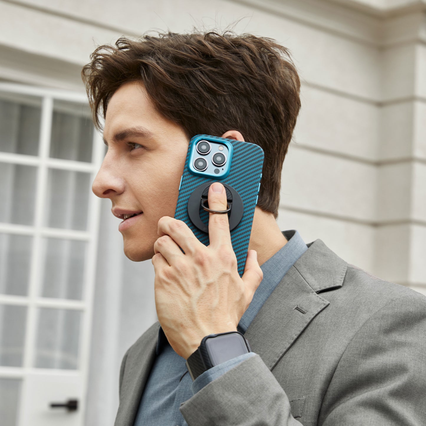 Apple iPhone 15 Pro Kılıf M-safe Şarj Özellikli 1500D Aramid Fiber Pitaka Military-Grade Classic Serisi Black-Grey Twill Kapak Siyah-Gri