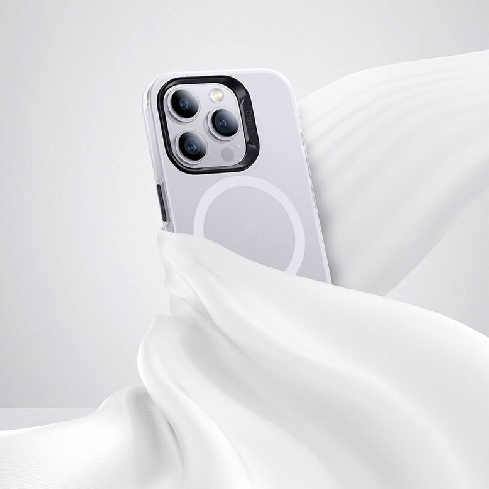 iPhone 15 Pro Kılıf Magsafe Şarj Özellikli Benks Lucid Armor Kılıf Beyaz