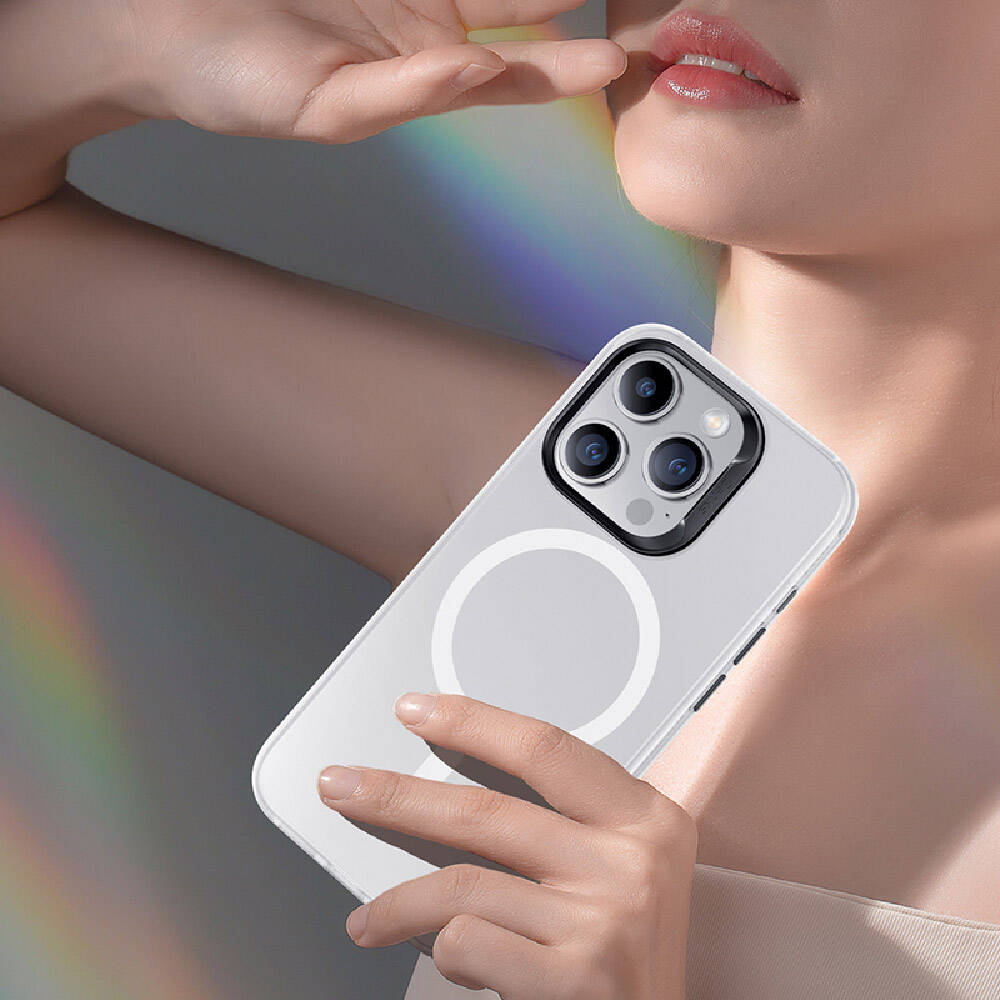 iPhone 15 Pro Kılıf Magsafe Şarj Özellikli Benks Lucid Armor Kılıf Gri