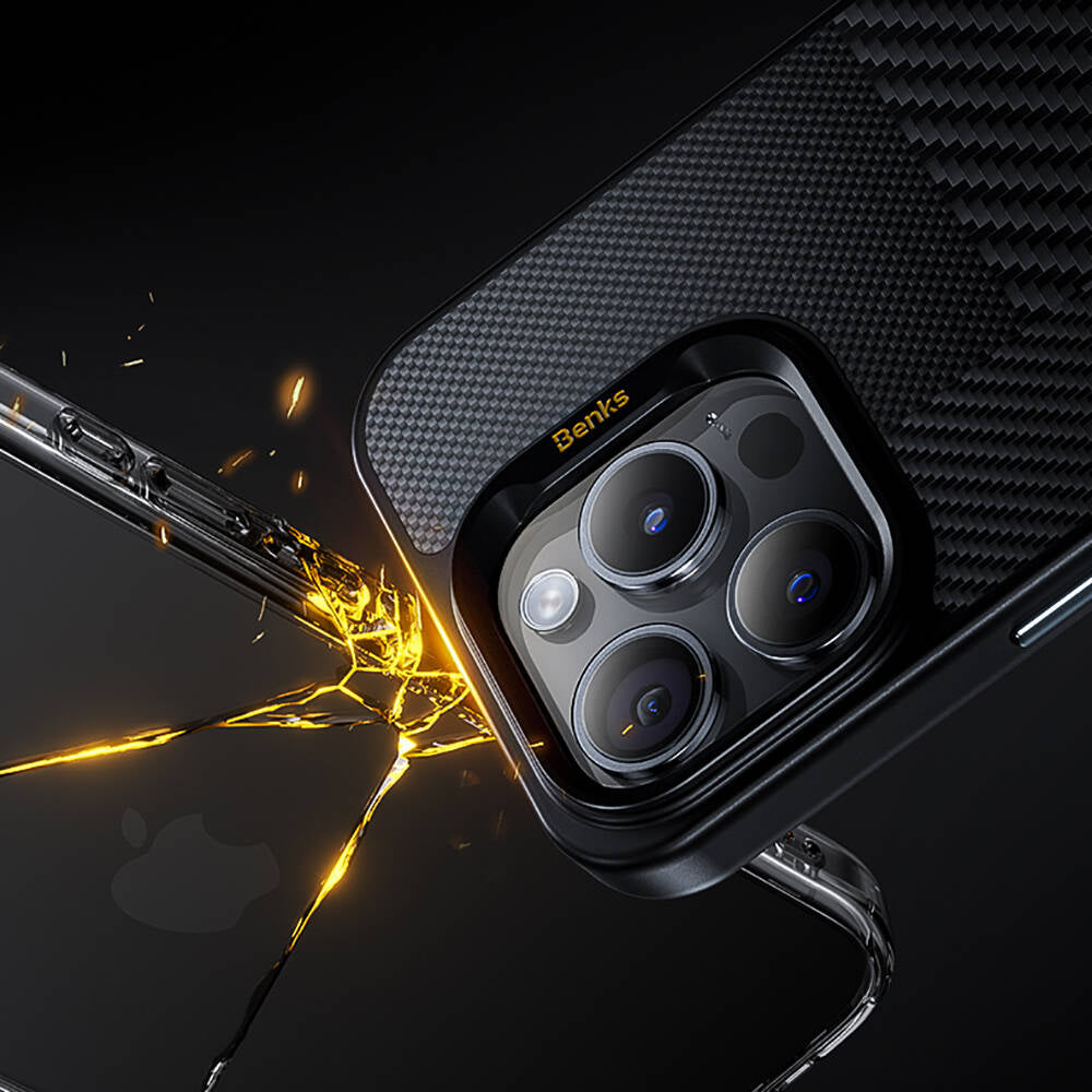 iPhone 15 Pro Kılıf Magsafe Şarj Özellikli Karbon Fiber Benks Montage Hybrid ArmorPro Kevlar Kılıf Siyah