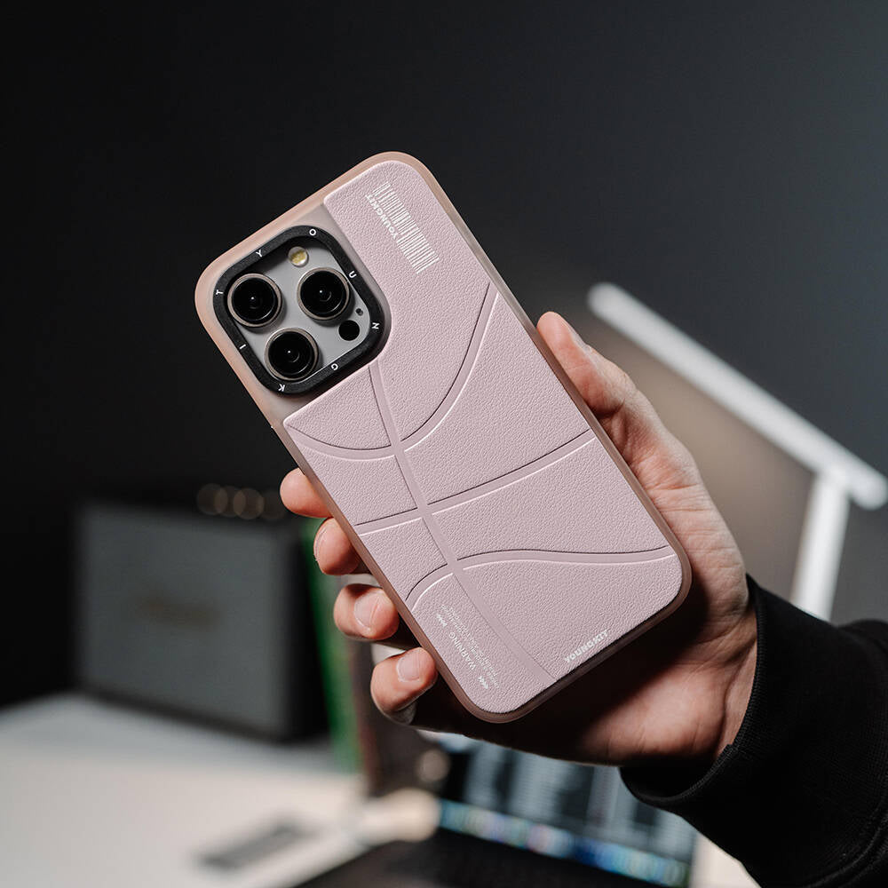 iPhone 15 Pro Kılıf Magsafe Şarj Özellikli Youngkit Backboard Serisi Leather Kılıf Siyah