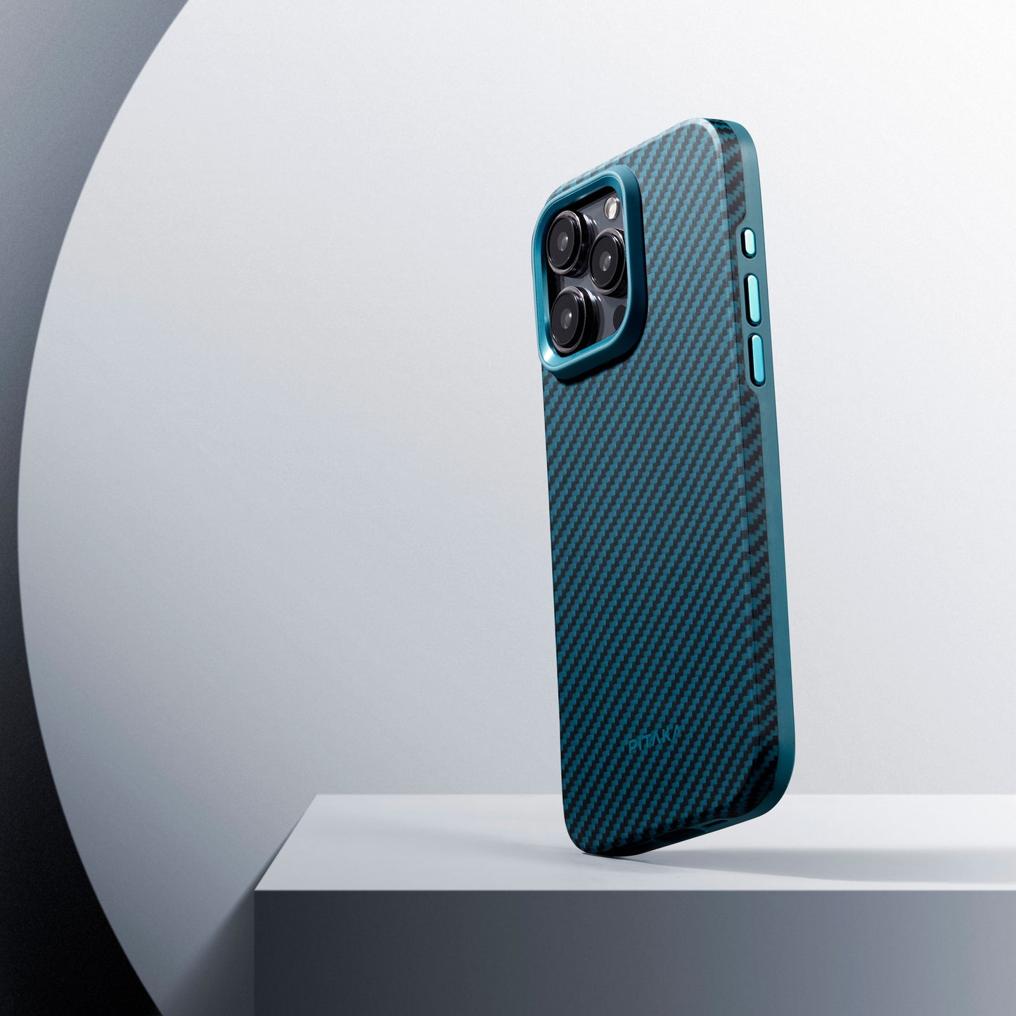 iPhone 15 Pro Max Kılıf Magsafe Şarj Özellikli 1500D Aramid Fiber Pitaka Military-Grade Classic Serisi Black-Grey Twill Kılıf Siyah-Mavi