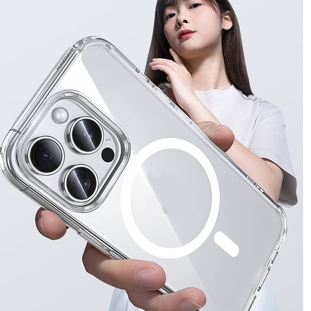 iPhone 15 Pro Max Kılıf Magsafe Şarj Özellikli Airbagli Şeffaf Benks LucentPro Serisi Kılıf Şeffaf