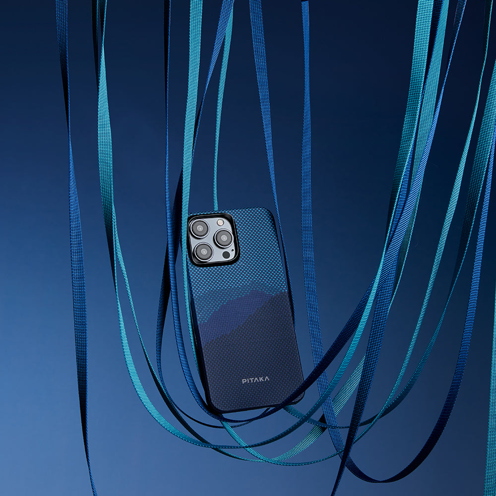 iPhone 15 Pro Max Kılıf Magsafe Şarj Özellikli Aramid Fiber Pitaka Tactile Woven Starpeak Serisi Over The Horizon Kılıf Mavi