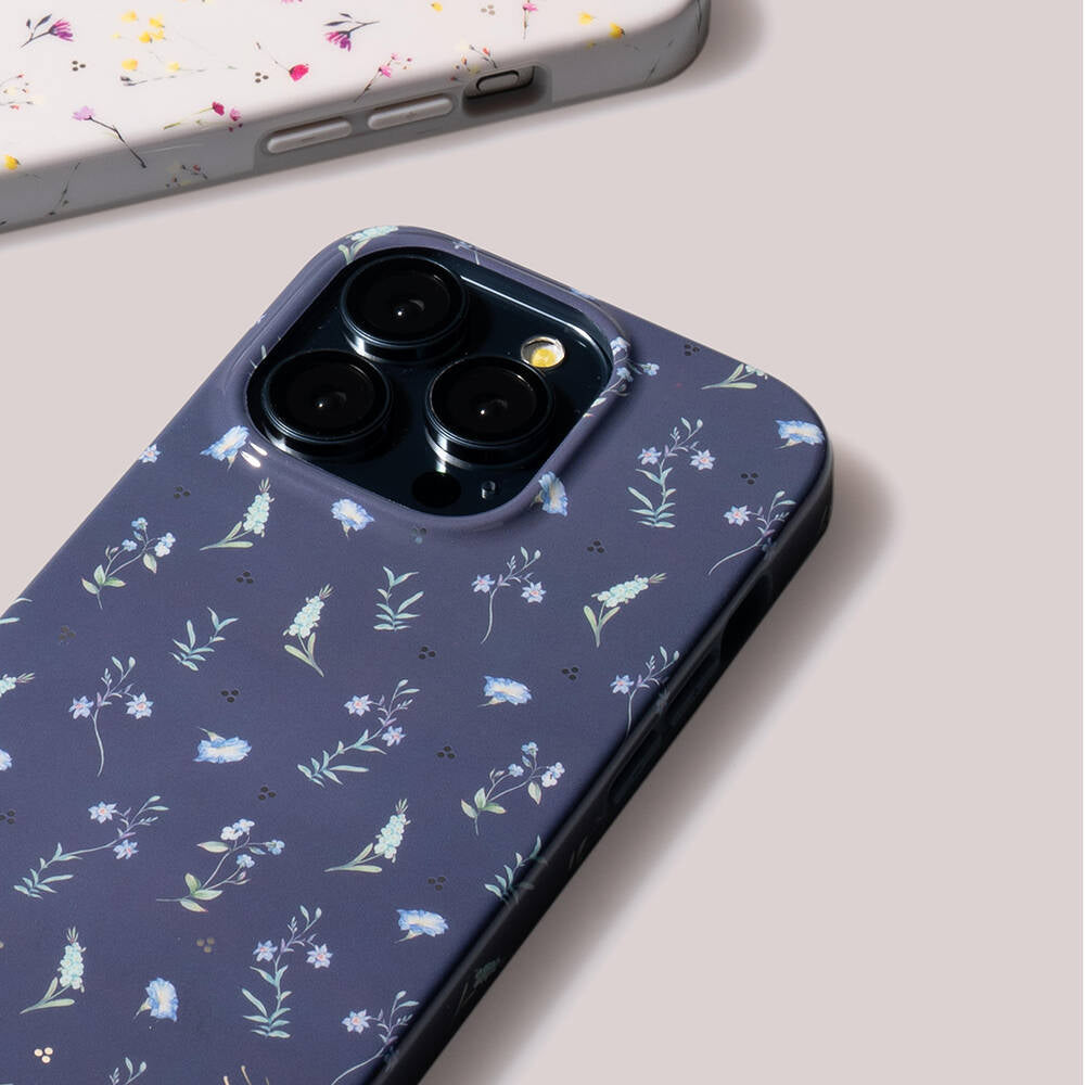 iPhone 15 Pro Max Kılıf Mini Çayır Çiçekleri Desenli Coehl Prairie Kılıf Pembe Açık