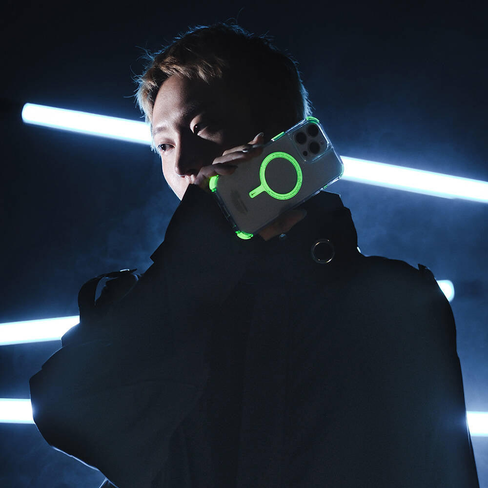 iPhone 16 Plus Kılıf Magsafe Şarj Özellikli Şeffaf Airbag Tasarımlı Skinarma Saido Nightglow Kılıf Şeffaf