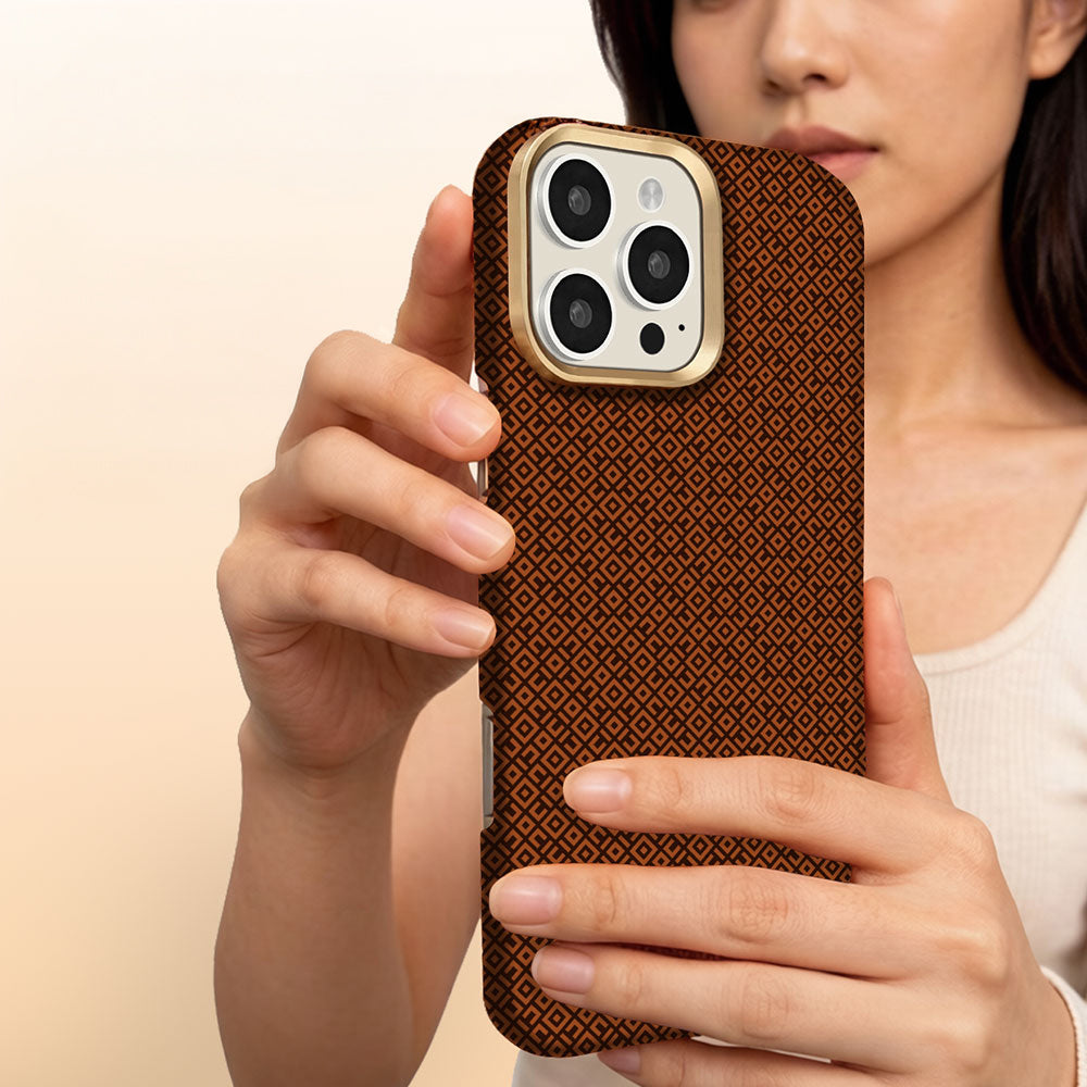 Apple iPhone 16 Pro Max Kılıf M-Safe Şarj Özellikli Zore Paris Vax Sert PC Kapak