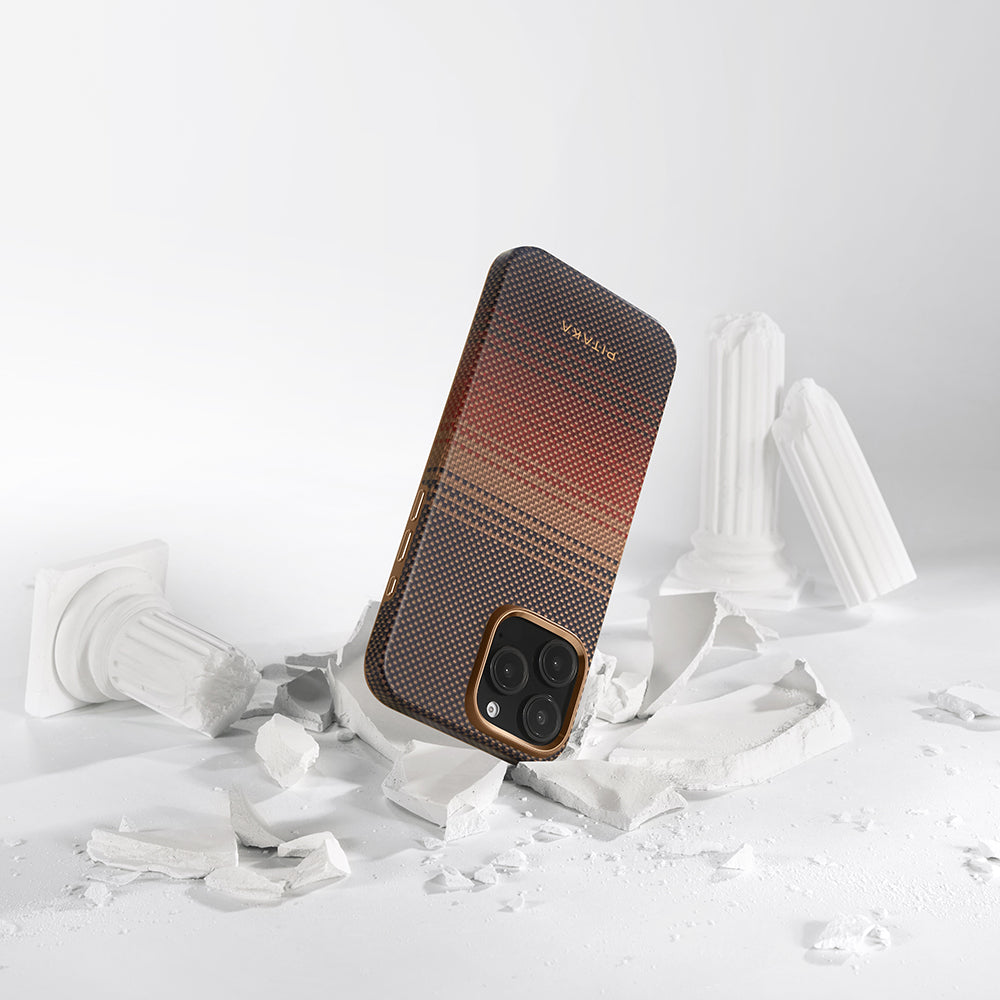 iPhone 16 Pro Max Kılıf Magsafe Şarj Özellikli Aramid Fiber Pitaka Military-Grade Sunset-Moonrise Serisi Sunset Kılıf Kahverengi