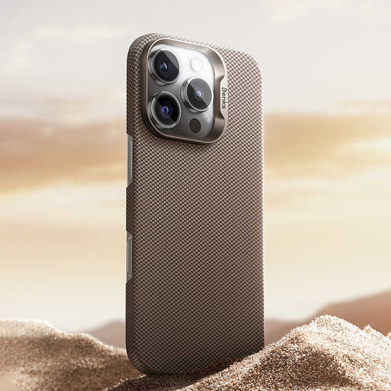 iPhone 16 Pro Max Kılıf Magsafe Şarj Özellikli Benks Yeni Seri ArmorTint ArmorAir Kevlar Kılıf Gold