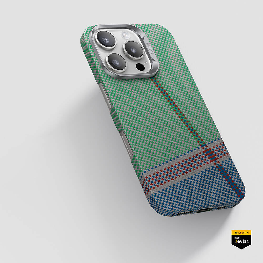 iPhone 16 Pro Max Kılıf Magsafe Şarj Özellikli Karbon Fiber Tasarımlı Benks Passion Green ArmorAir Kevlar Kılıf Yeşil