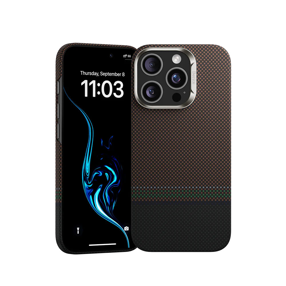 Apple iPhone 16 Pro Max Kılıf M-safe Şarj Özellikli Karbon Fiber Tasarımlı Benks Prestige ArmorAir Kevlar Kapak Gold