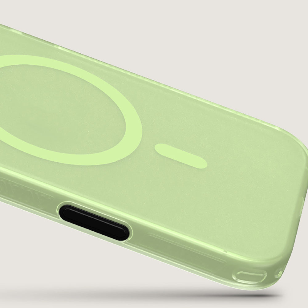 Apple iPhone 17 Kılıf M-safe Şarj Özellikli Benks Lucid Armor Kapak Açık Mor