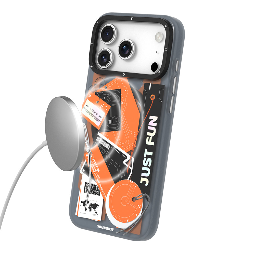 Apple iPhone 17 Pro Kılıf M-Safe Şarj Özellikli Youngkit Different Dimension Serisi Kapak Gri