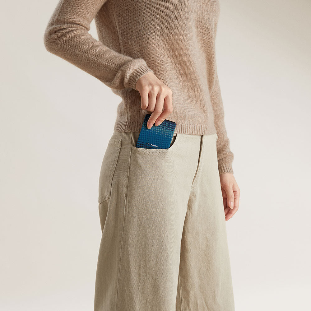 Galaxy Z Flip 6 Kılıf Magsafe Şarj Özellikli Aramid Fiber Pitaka Tactile Woven Sunset-Moonrise Serisi Moonrise Kılıf Mavi