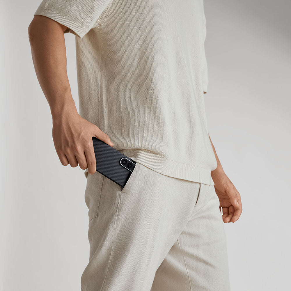 Galaxy Z Fold 6 Kılıf Magsafe Şarj Özellikli 600D Aramid Fiber Pitaka Ultra-Slim Classic Serisi Black-Grey Twill Kılıf Siyah-Gri