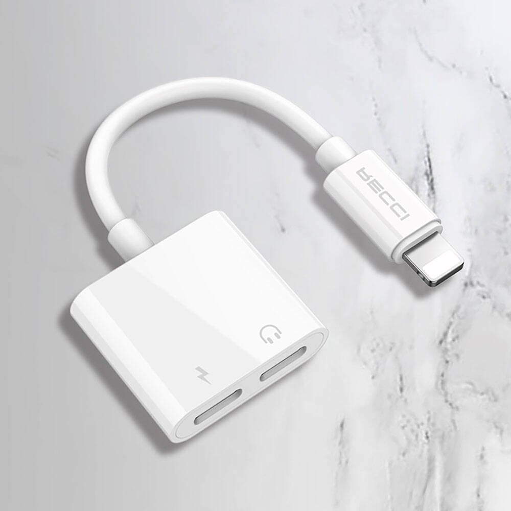 Recci RDS-A01 Lightning 2in1 Şarj ve Ses Adaptörü Beyaz