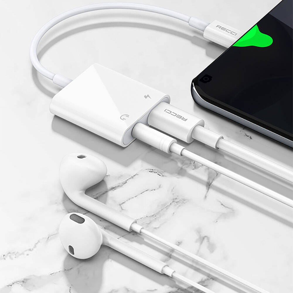 Recci RDS-A08 Type-C PD 3.0 2in1 Şarj ve Ses Adaptörü Beyaz