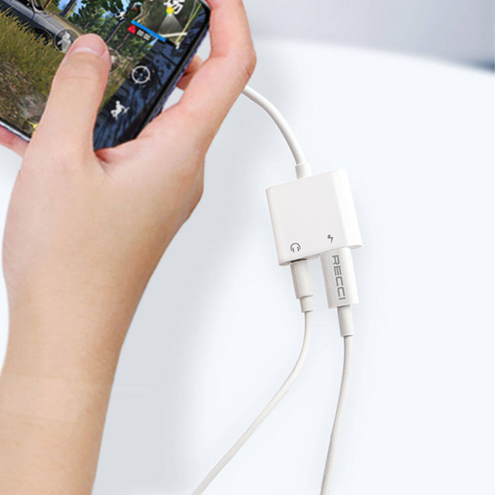 Recci RDS-A08 Type-C PD 3.0 2in1 Şarj ve Ses Adaptörü Beyaz