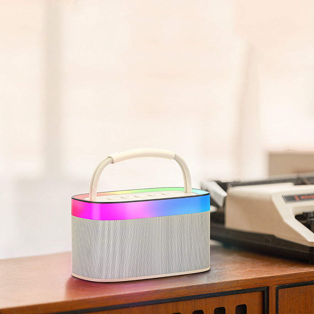 Recci RSK-W40 Phantom Serisi Taşınabilir Kablosuz Bluetooth Hoparlör Siyah